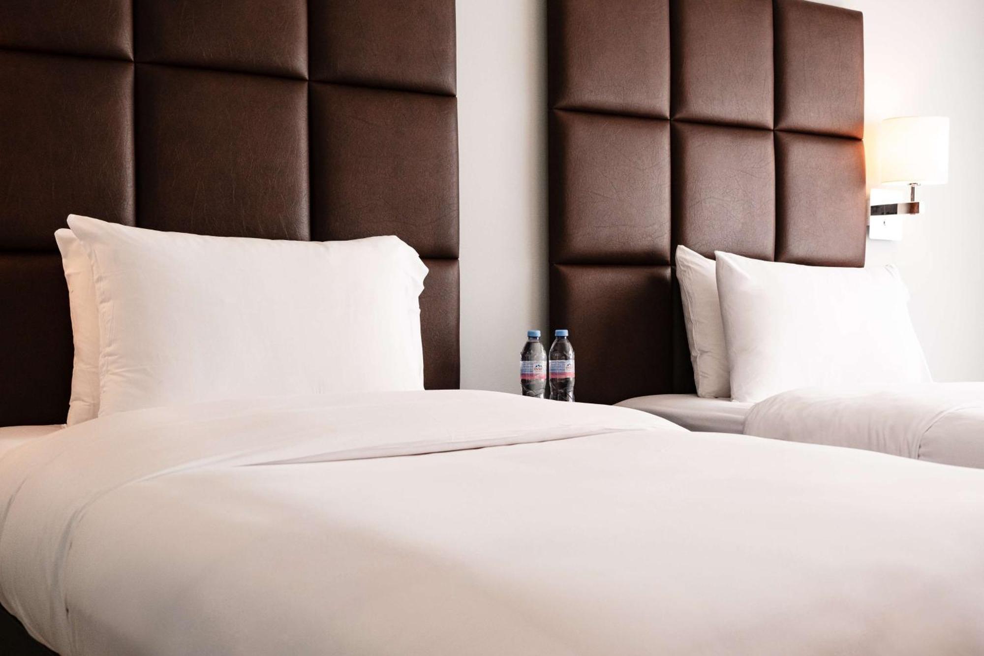 Van Der Valk Hotel Paris Cdg Airport รัวซี-อ็อง-ฟรองซ์ ภายนอก รูปภาพ