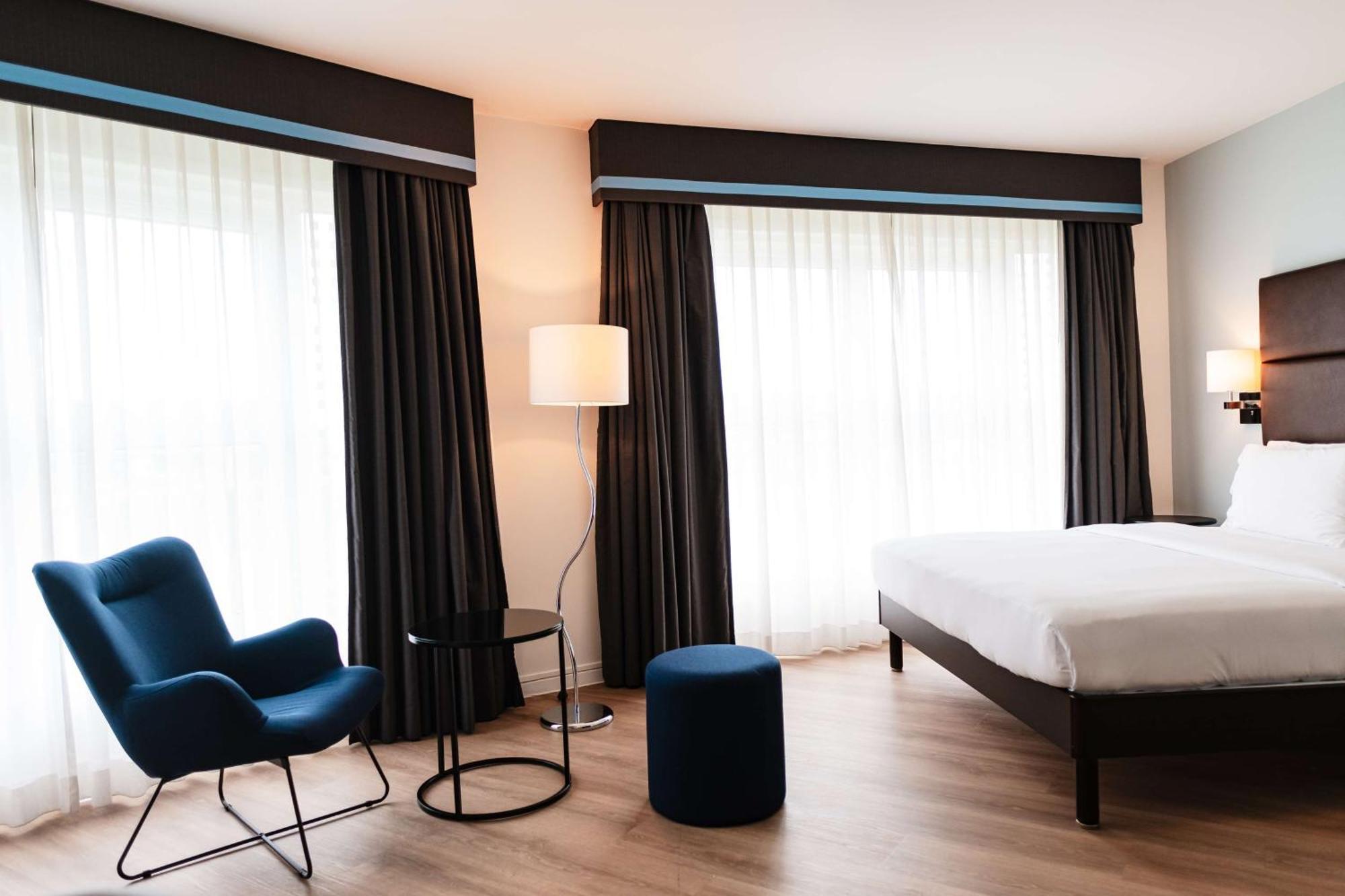 Van Der Valk Hotel Paris Cdg Airport รัวซี-อ็อง-ฟรองซ์ ภายนอก รูปภาพ