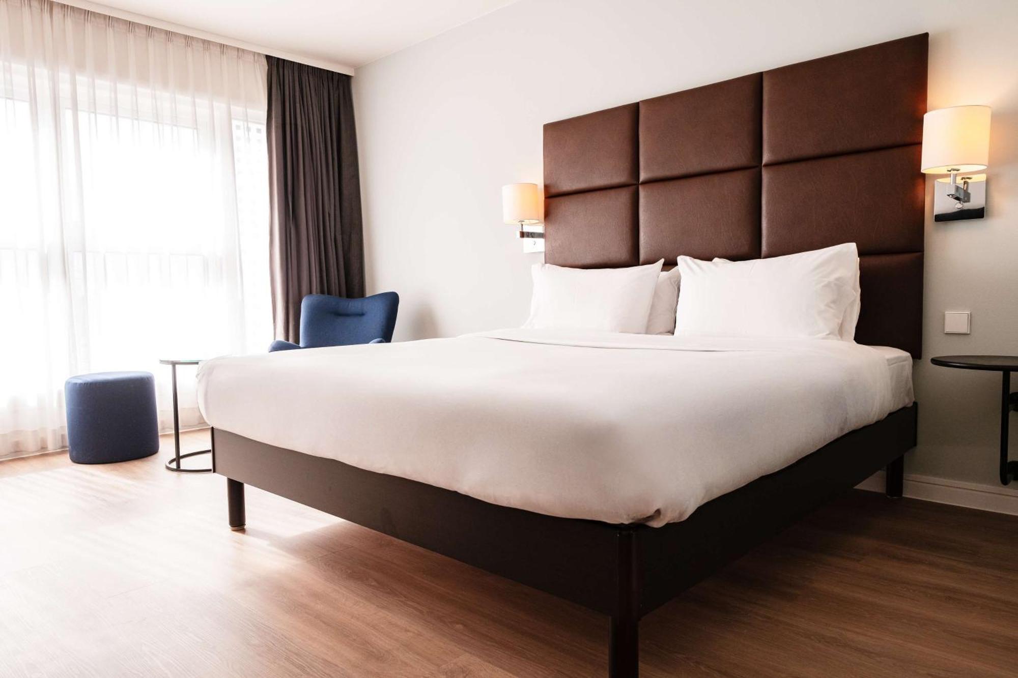 Van Der Valk Hotel Paris Cdg Airport รัวซี-อ็อง-ฟรองซ์ ภายนอก รูปภาพ